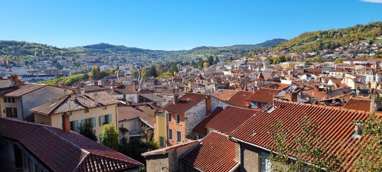 Maison au Loup - Superbe ancien hotel particulier du XVIe siècle au cœur de la vieille ville du Puy Le Puy-en-Velay Extérieur photo