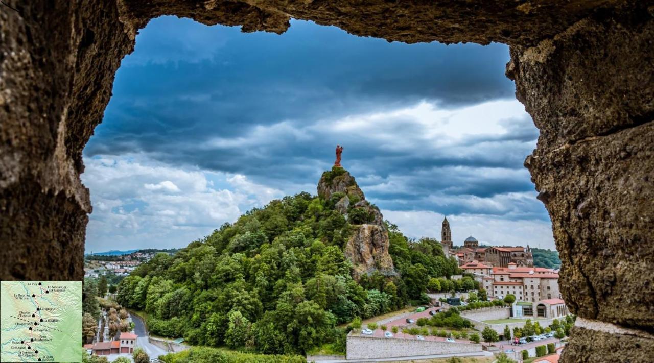 Maison au Loup - Superbe ancien hotel particulier du XVIe siècle au cœur de la vieille ville du Puy Le Puy-en-Velay Extérieur photo