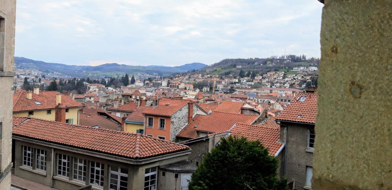 Maison au Loup - Superbe ancien hotel particulier du XVIe siècle au cœur de la vieille ville du Puy Le Puy-en-Velay Extérieur photo
